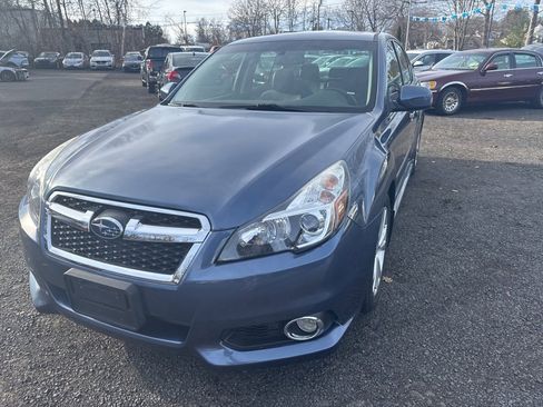 Used 2013 Subaru Legacy 3.6R Limited image 2
