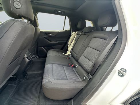 Certified 2026 Chevrolet Equinox LT FWD image 10