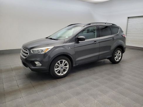 Used 2018 Ford Escape SEL w/ Ford Safe & Smart Package FWD image 2
