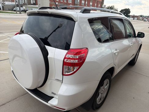Used 2012 Toyota RAV4 4WD w/ Upgrade Value Pkg image 5