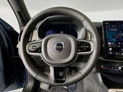 New 2026 Volvo XC90 B6 Plus w/ Protection Package Premier AWD/4WD image 11
