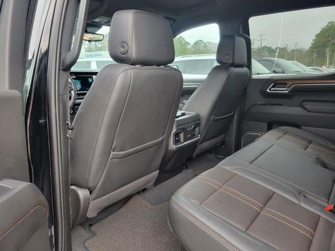 Used 2023 Chevrolet Silverado 1500 High Country w/ Technology Package image 24