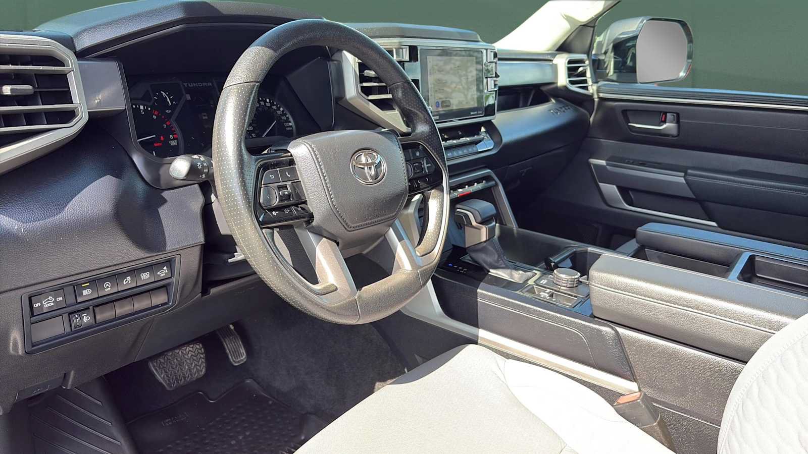 Used 2024 Toyota Tundra SR5 w/ SR5 Convenience Package AWD/4WD image 9