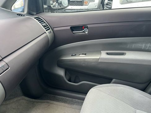 Used 2005 Toyota Prius FWD image 10