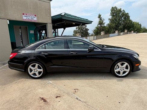 Used 2014 Mercedes-Benz CLS 550 4MATIC image 8