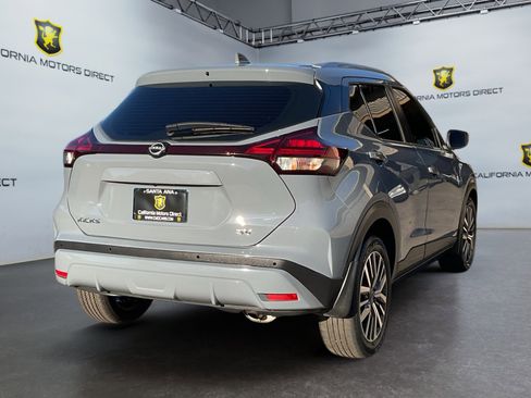 Used 2024 Nissan Kicks SV image 5