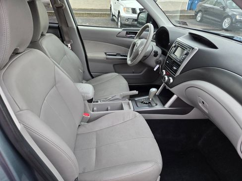 Used 2013 Subaru Forester 2.5X Limited image 26