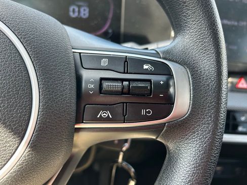 Used 2023 Kia Sportage LX FWD image 18