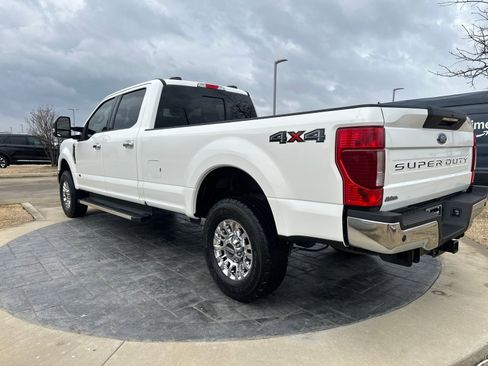 Used 2022 Ford F350 Lariat w/ Lariat Ultimate Package image 3