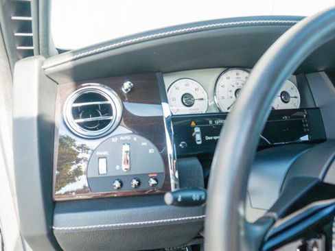 Used 2019 Rolls-Royce Ghost image 68