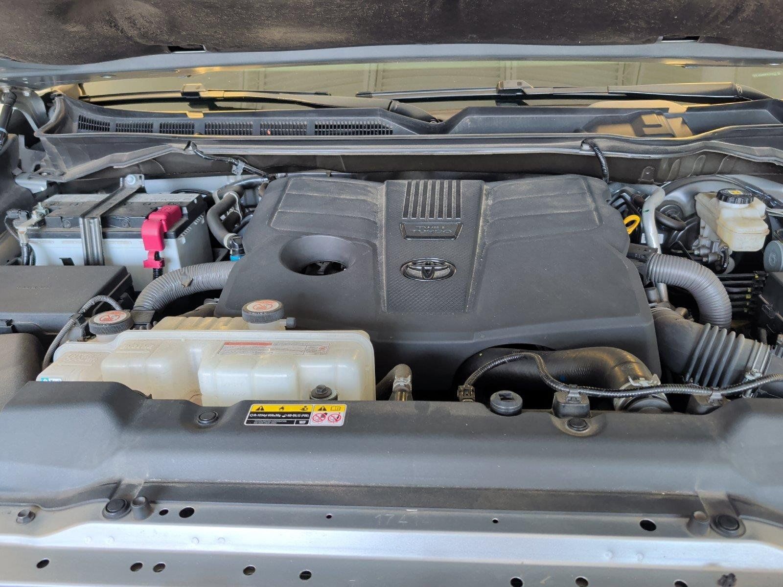 Used 2023 Toyota Tundra Limited w/ Power Package RWD image 9