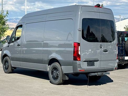 Used 2024 Mercedes-Benz Sprinter 144 Cargo image 3