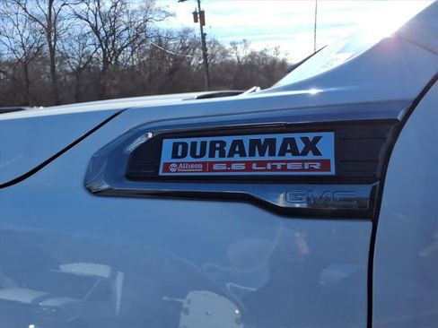 Used 2021 GMC Sierra 2500 AT4 w/ AT4 Premium Plus Package image 14