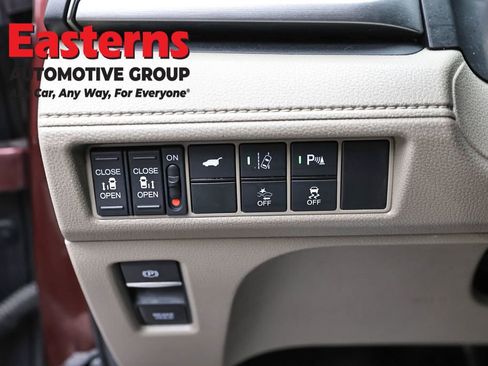 Used 2018 Honda Odyssey Touring image 21