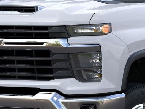 New 2025 Chevrolet Silverado 2500 LT AWD/4WD image 11
