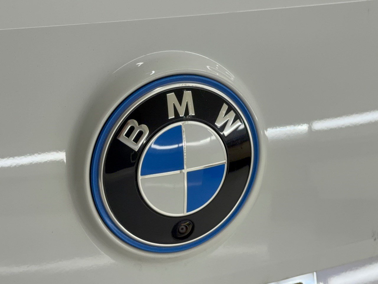 Certified 2024 BMW iX xDrive50 w/ Convenience Package AWD/4WD image 31