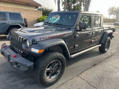 Used 2022 Jeep Gladiator Rubicon image 3