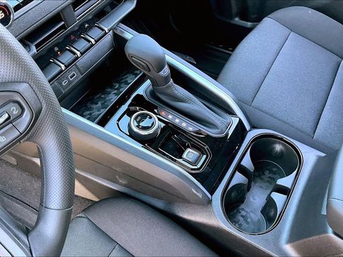 New 2026 Chevrolet Colorado Trail Boss image 8