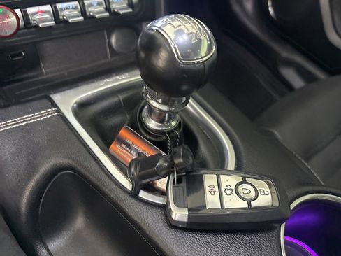 Used 2021 Ford Mustang GT Premium w/ Equipment Group 401A RWD image 18