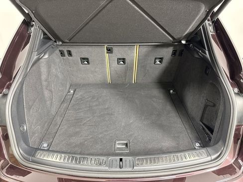 Certified 2023 Porsche Macan S AWD/4WD image 20