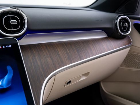 New 2026 Mercedes-Benz C 300 4MATIC Sedan image 29