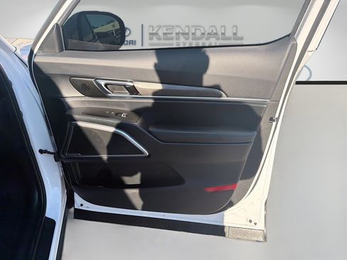 Used 2025 Kia Telluride EX X-Line image 32