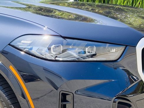 New 2026 BMW X5 xDrive50e w/ M Sport Package image 8