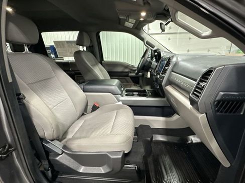 Used 2022 Ford F250 XLT w/ XLT Premium Package image 29