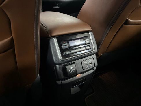 Certified 2024 Subaru Ascent Touring image 16