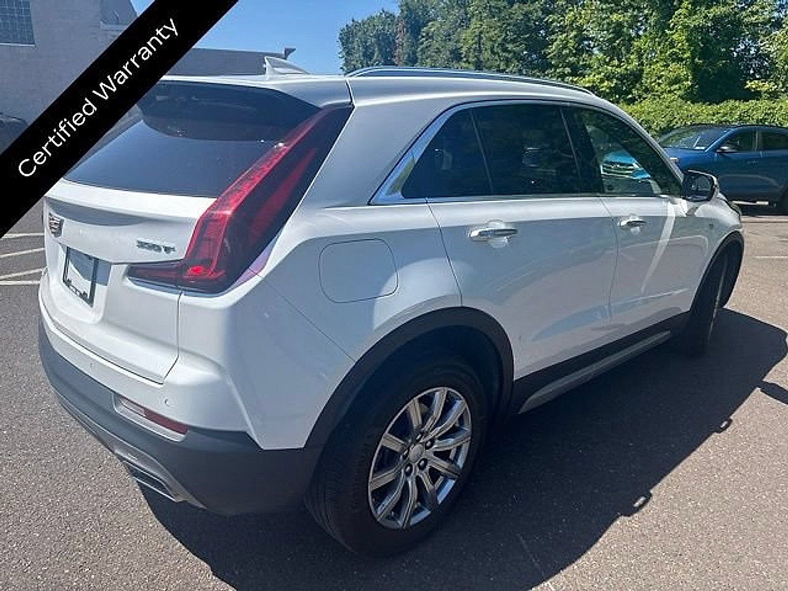 Used 2023 Cadillac XT4 Premium Luxury w/ Driver Assist Package AWD/4WD image 4