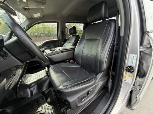 Used 2016 Ford F150 Lariat image 5