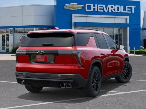New 2026 Chevrolet Traverse LT w/ Midnight/Sport Edition FWD image 4