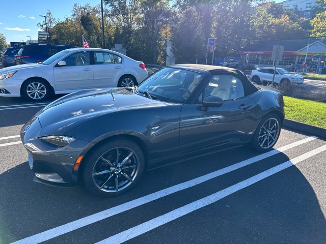 Used 2016 MAZDA MX-5 Miata Grand Touring RWD image 5