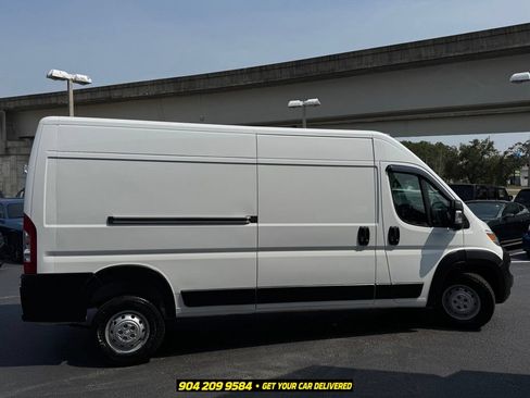 Used 2023 RAM ProMaster 2500 FWD image 8