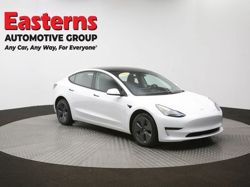 Used 2023 Tesla Model 3 Standard Range image 48