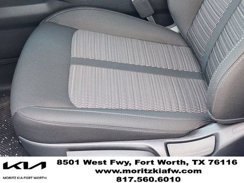 New 2026 Kia Sorento LX FWD image 17