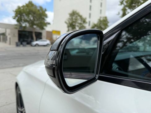 Used 2018 Mercedes-Benz E 300 image 18