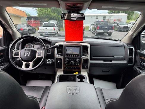 Used 2015 RAM 2500 Laramie w/ Convenience Group AWD/4WD image 7