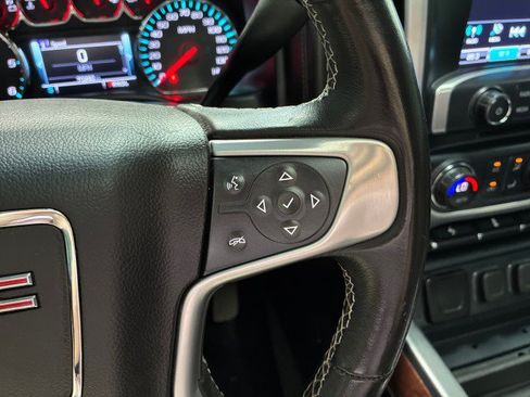 Used 2018 GMC Sierra 1500 SLT w/ SLT Premium Package AWD/4WD image 24
