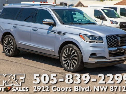 Used 2023 Lincoln Navigator Black Label image 1