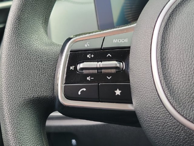 Certified 2024 Kia Sorento LX FWD image 26