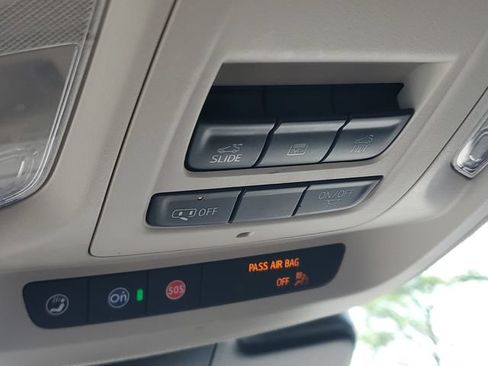 Certified 2023 Buick Envision Essence w/ Sport Touring Package AWD/4WD image 31