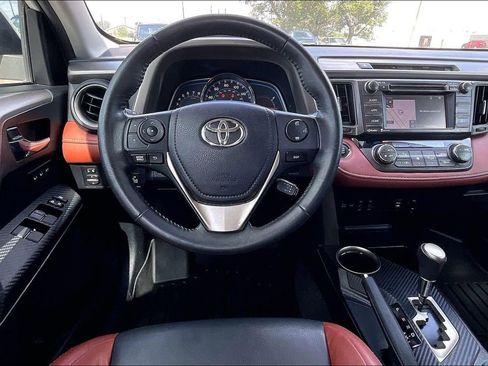 Used 2014 Toyota RAV4 Limited w/ Technology Package FWD image 5
