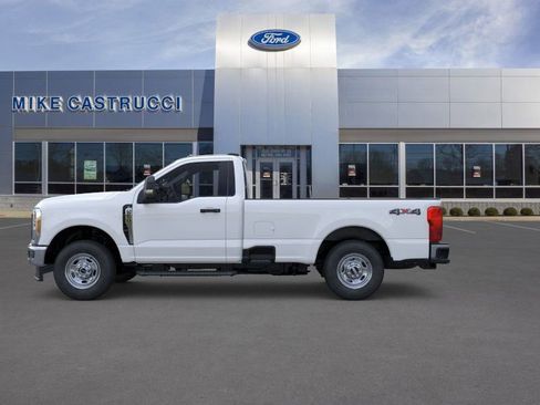 New 2026 Ford F250 XL w/ XL Chrome Package image 3