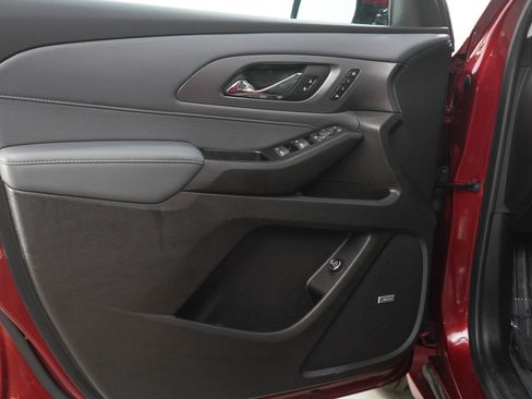Used 2018 Chevrolet Traverse Premier AWD/4WD image 20
