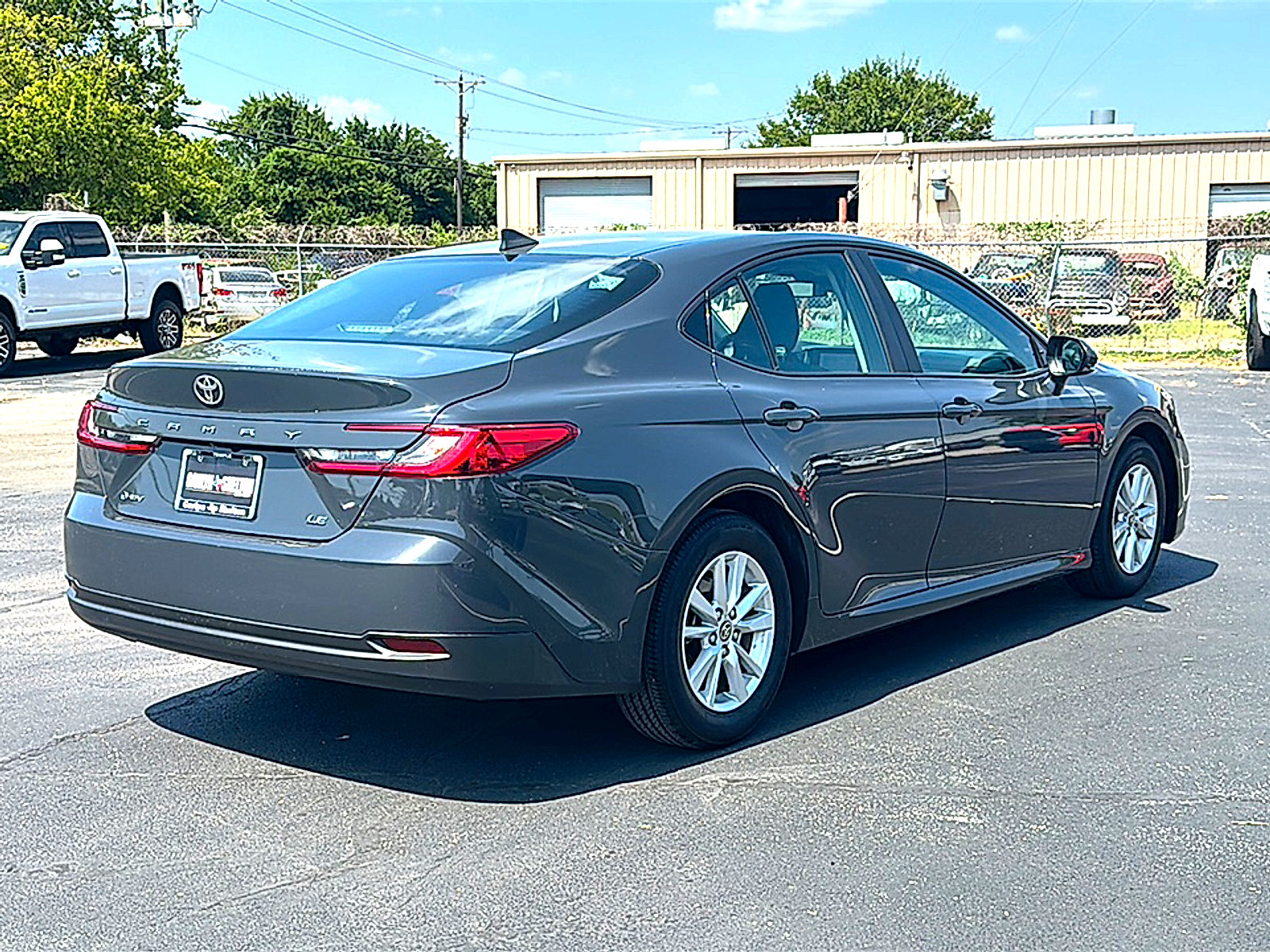 Used 2025 Toyota Camry LE FWD image 8