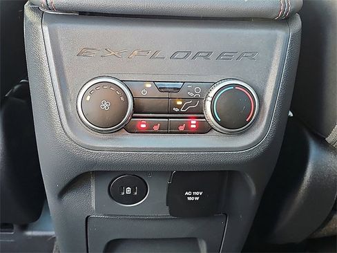 Used 2025 Ford Explorer ST image 13