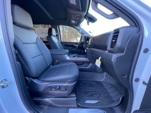 New 2026 GMC Sierra 2500 SLT w/ SLT Premium Package image 25