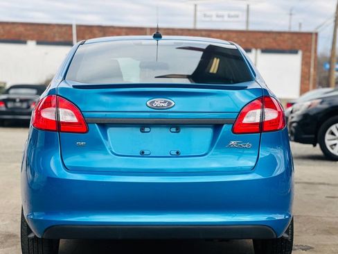 Used 2012 Ford Fiesta SE image 6