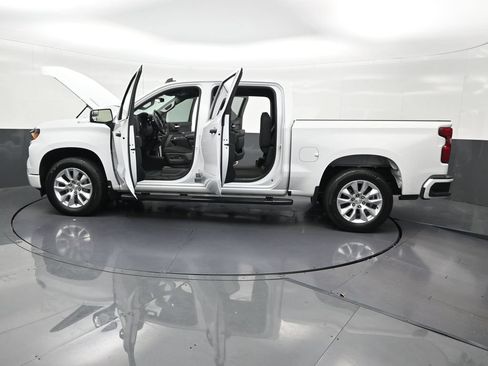 Used 2024 Chevrolet Silverado 1500 Custom RWD image 33